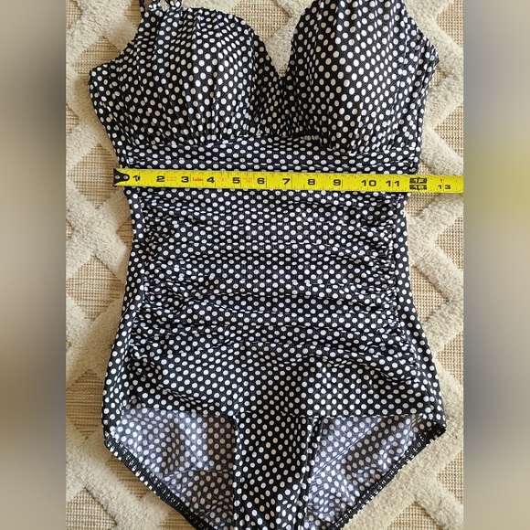 Magic Suit Women's One Piece Swimsuit Polka Dots Size 10 Black & White Classic - Picture 9 of 10